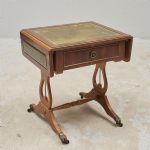 1562 9481 LAMP TABLE